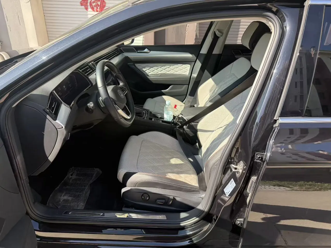 Volkswagen 2024 Magotan 2.0TSI 330TSI 2 million luxury automatic gear 7