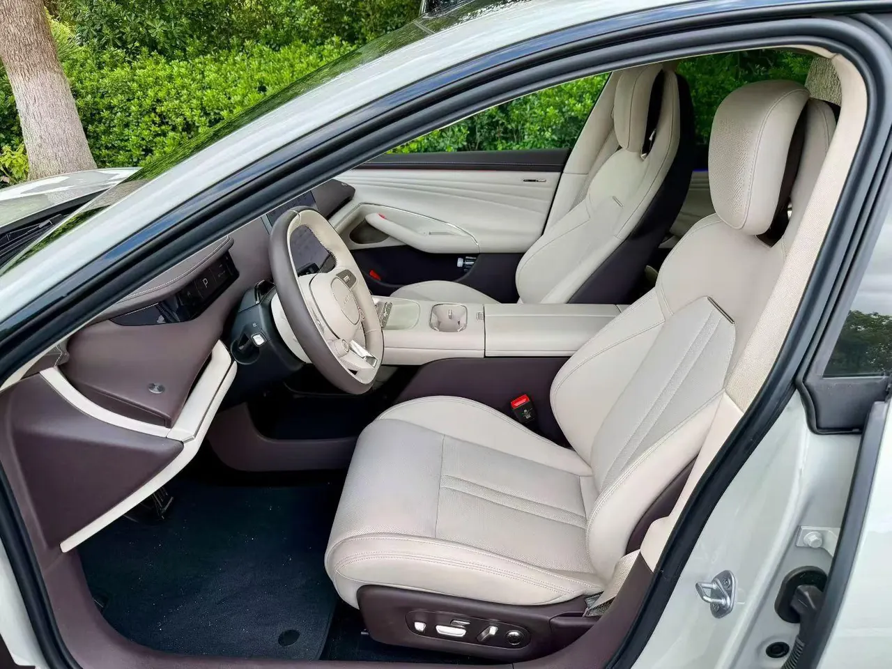 MI 2024 SU 7 700km Rear Drive Long Endurance Smart Driving Edition Automatic Gear 6