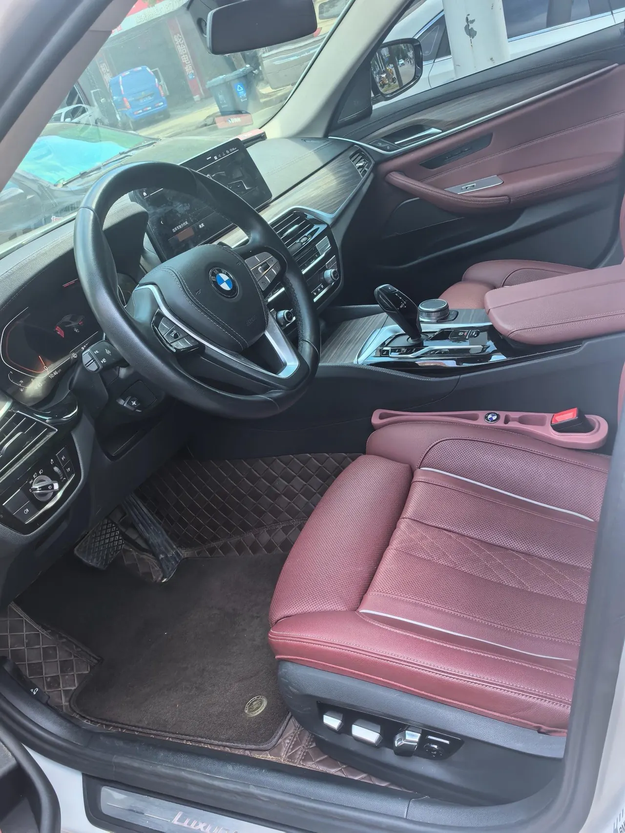 BMW 5 Series 2022 530Li 2.0T Premium Luxury Suit (Change 2) Automatic Gear 4