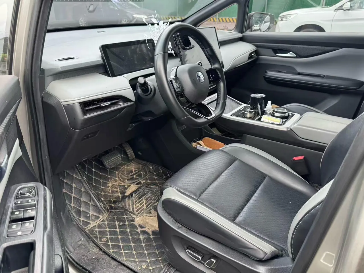 HIMA 2022 Z03 Tide Cool Edition 510km 63.98kwh Automatic Gear 3