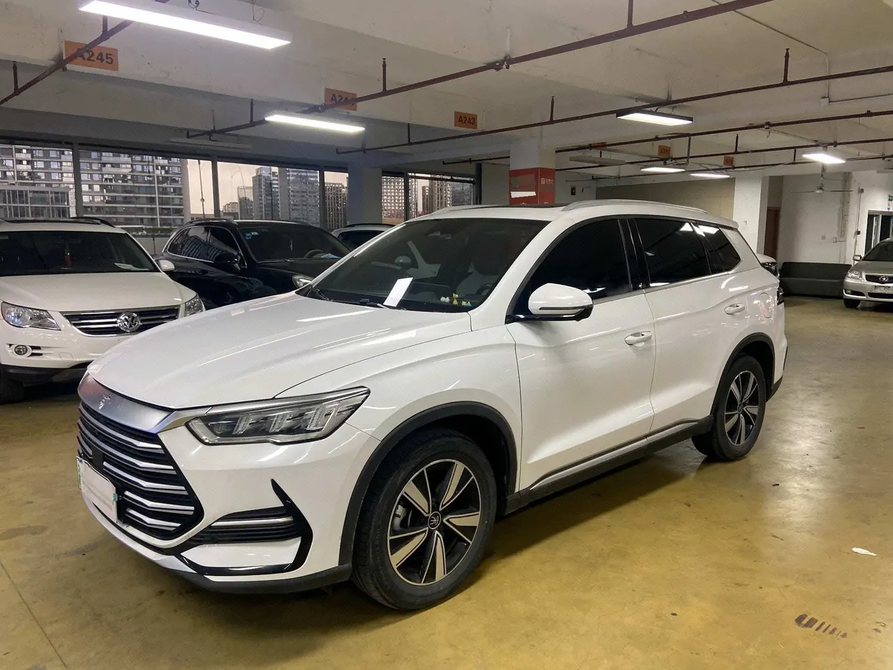 BYD Song Pro New Energy 2022 Song Pro DM-i 1.5 Stepless 110km Flagship Automatic Gear - View 1