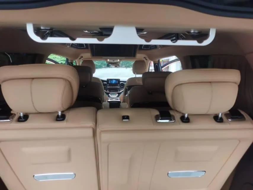 Mercedes Benz V 2022V 260 L 2.0T Deluxe Edition Automatic Gear 17