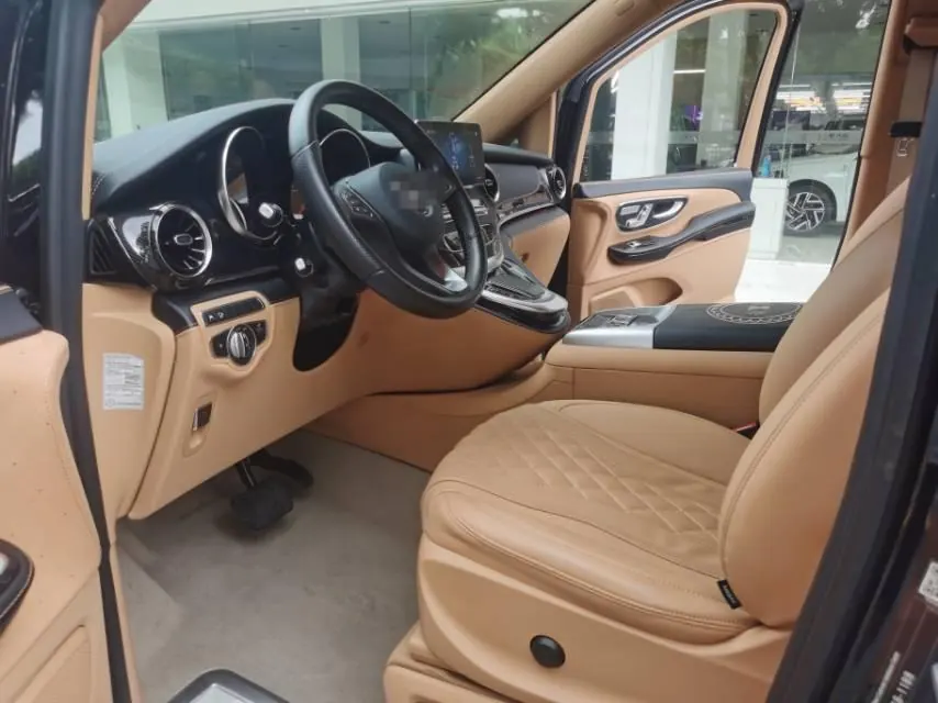 Mercedes Benz V 2022V 260 L 2.0T Deluxe Edition Automatic Gear 6