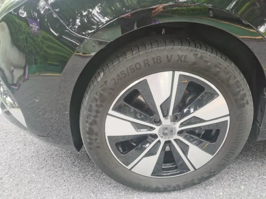 Mercedes Benz V 2022V 260 L 2.0T Deluxe Edition Automatic Gear 7
