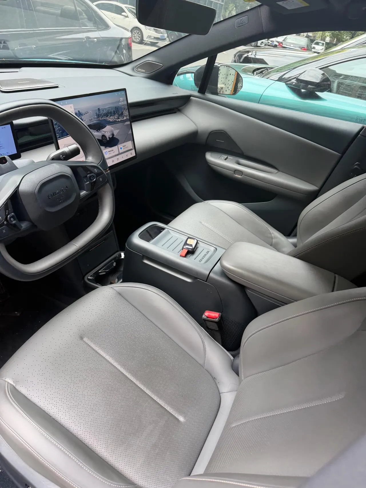LYNK&amp;CO 2025 LYNK&amp;CO Z 20 530km Rear Drive Max Automatic 10