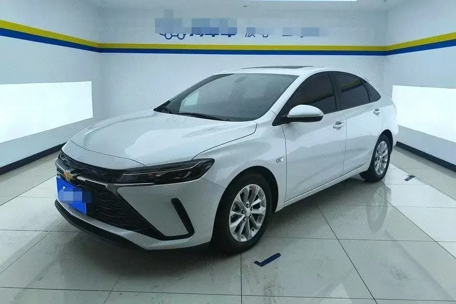 Chevrolet 2024 Cruze 1.5 Pleasant Edition Automatic Gear - View 1