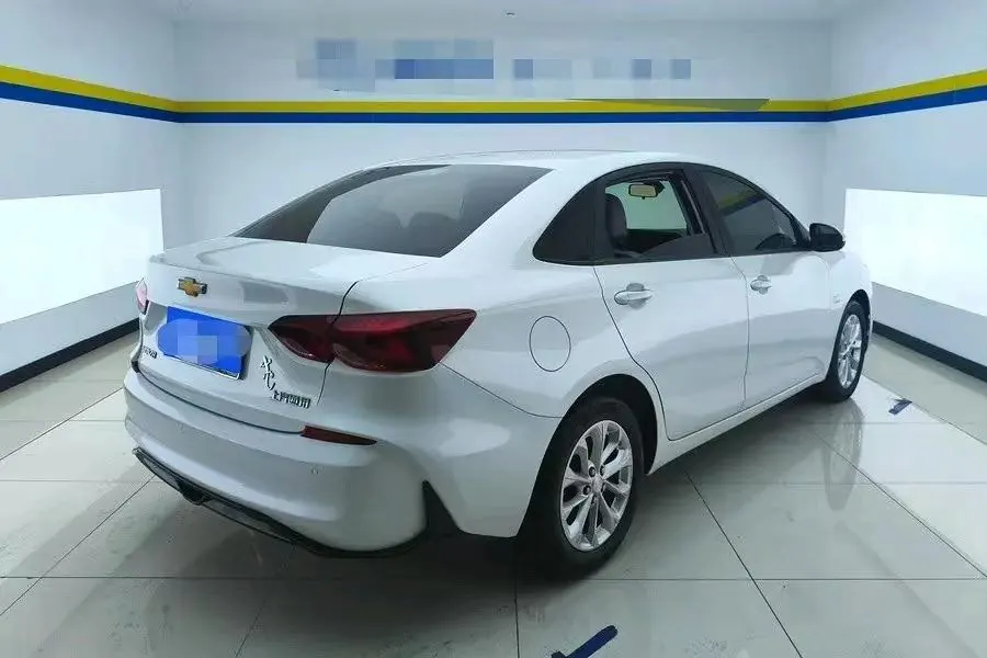 Chevrolet 2024 Cruze 1.5 Pleasant Edition Automatic Gear 2