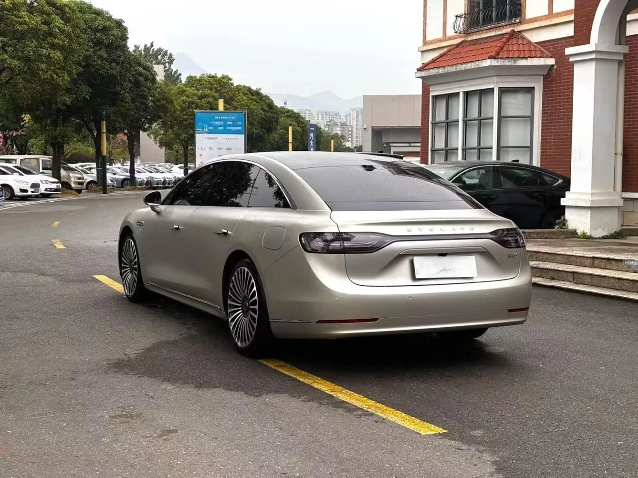 Luxeed 2024 S9 Ultra 4-wheel drive flagship automatic gear 6