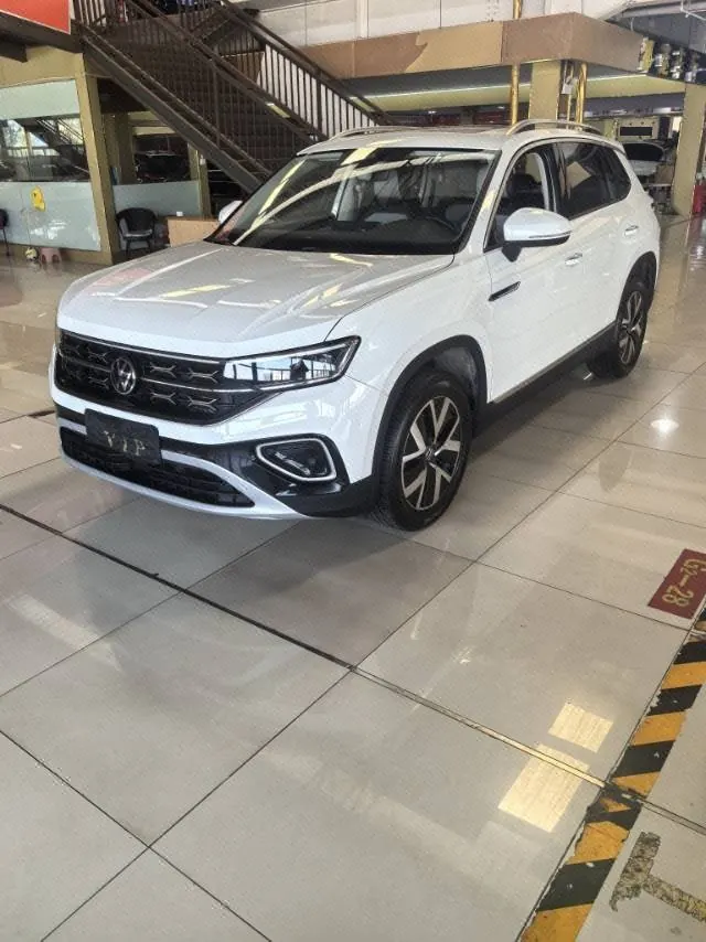 Open image lightbox: Volkswagen 2023 Tanyue 2.0TSI 330TSI Two-Drive Luxury Plus Advanced Edition Automatic Gear