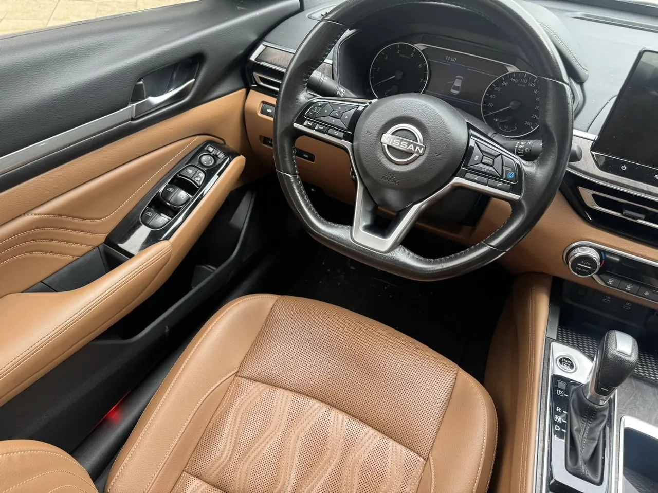 Nissan 2022 Teana 2.0 stepless XL-Upr premium version automatic gear 7