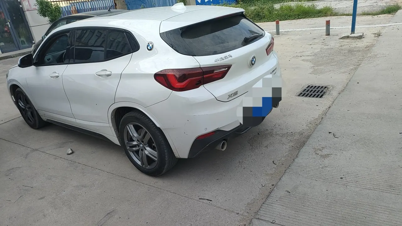 BMW 2022 X2 sDrive25i 2.0T M sports suit automatic gear 3