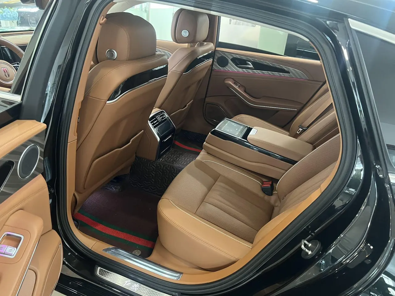 HongQi 2023 H9 48V 2.0T Zhilian Flag Edition Automatic Gear 2