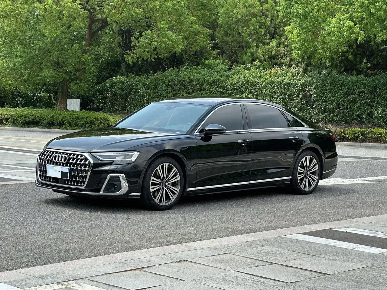 Audi A8L (Imported) 2024 A8L 48V 3.0TFSI 50TFSI Quattro Automatic Gear Selection - View 1