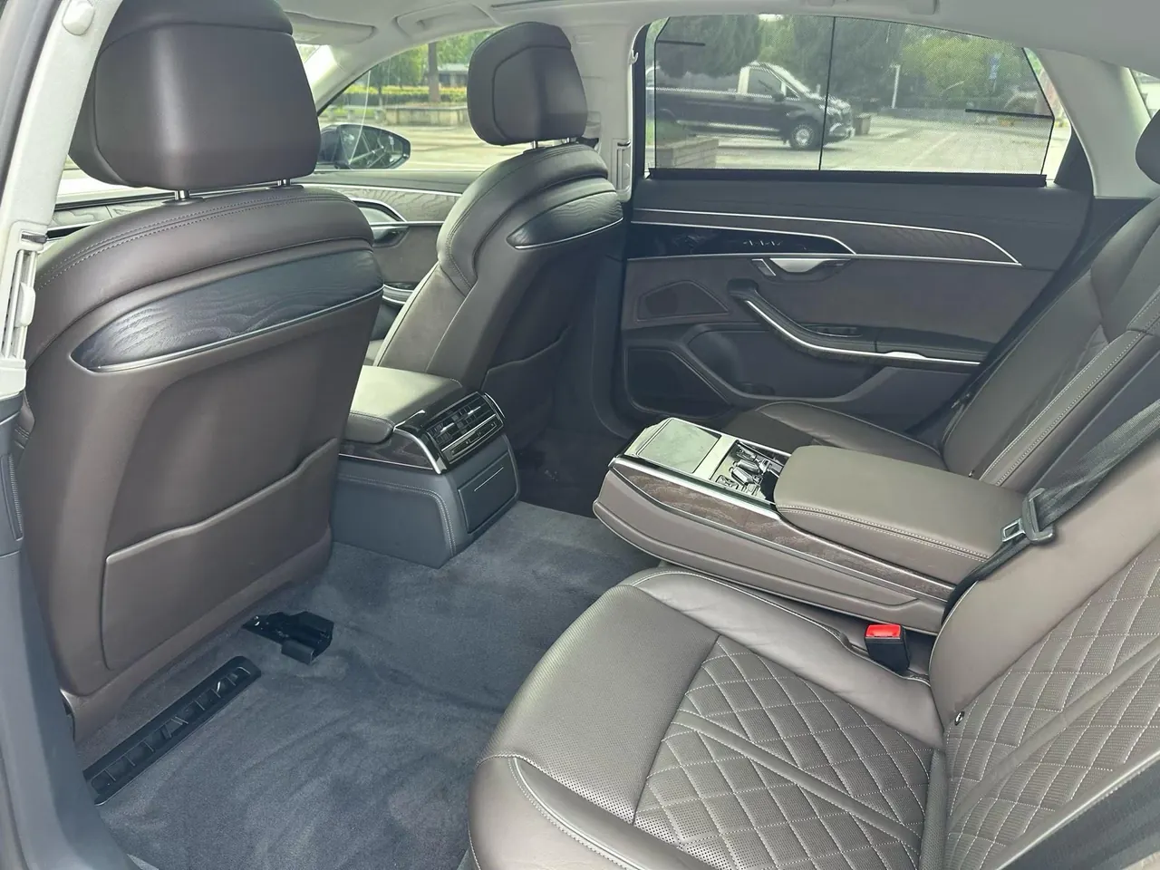 Audi A8L (Imported) 2024 A8L 48V 3.0TFSI 50TFSI Quattro Automatic Gear Selection 9