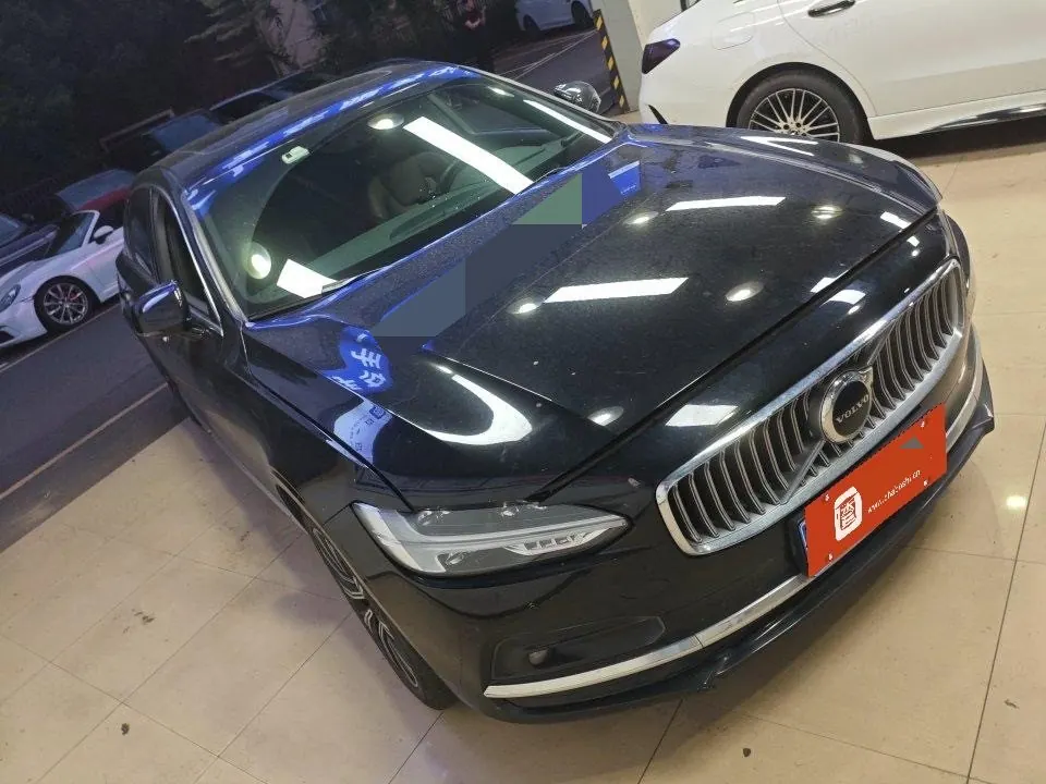 Volvo 2021 S90 48V 2.0T B5 Zhiyuan Deluxe Edition Automatic Gear 3