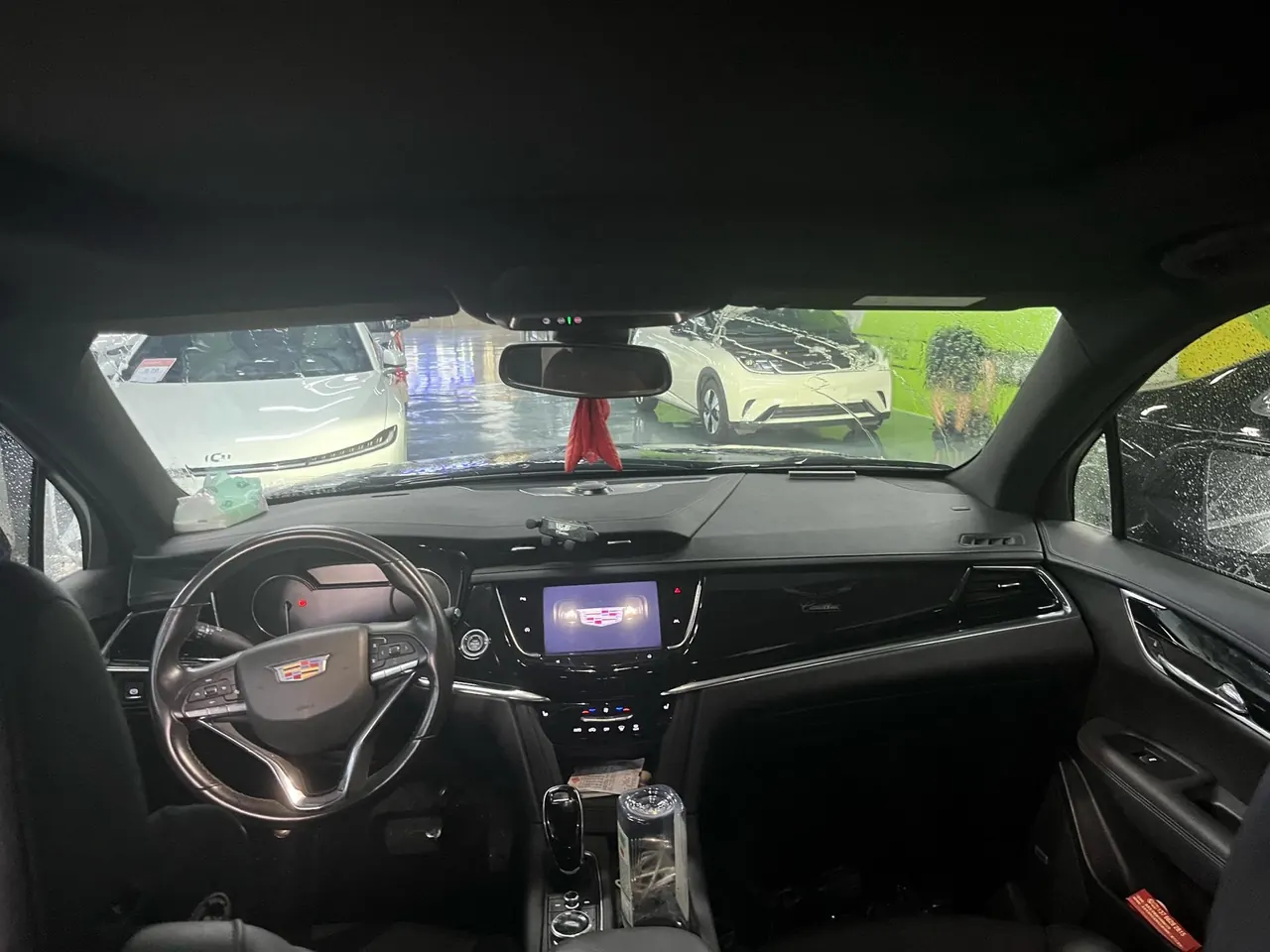 Cadillac 2022 XT6 48V 2.0T 7 two-wheel drive luxury automatic gear 5