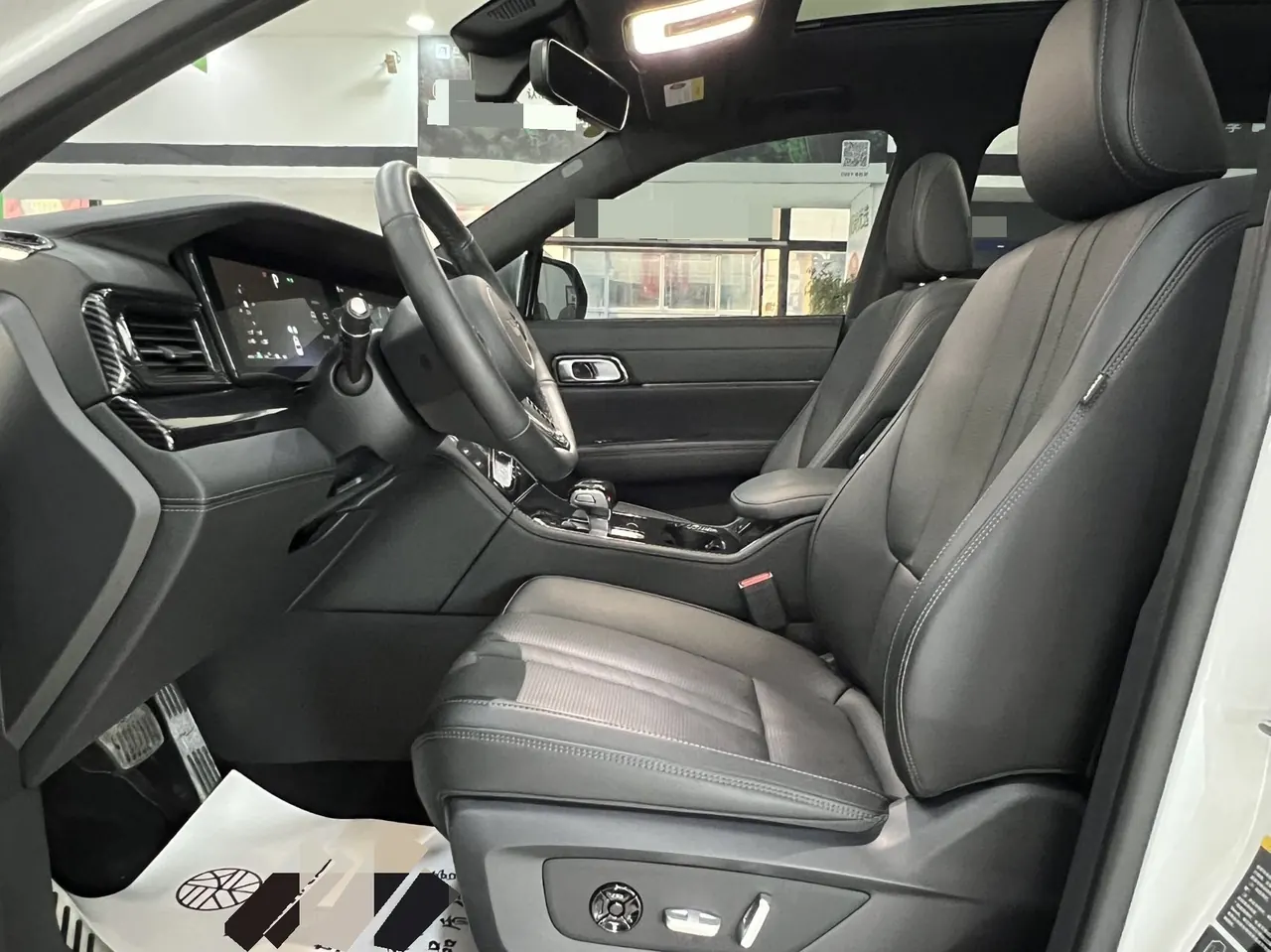 Li 2020 ONE 1.2T extended range 6-seat automatic gear 4