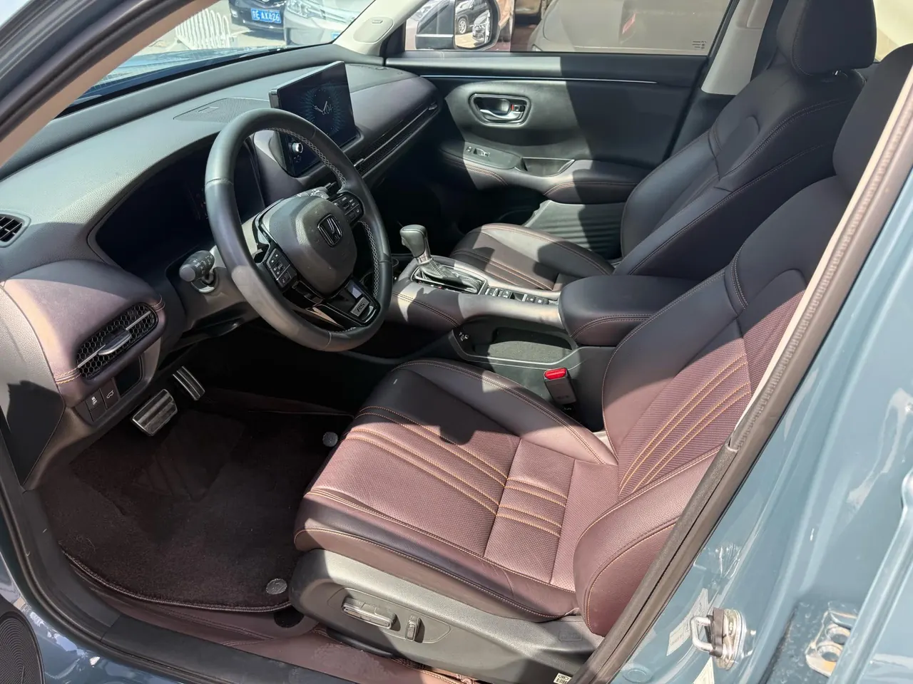Honda 2022 ZR-V (in) 1.5T stepless exclusive version of automatic gear 6