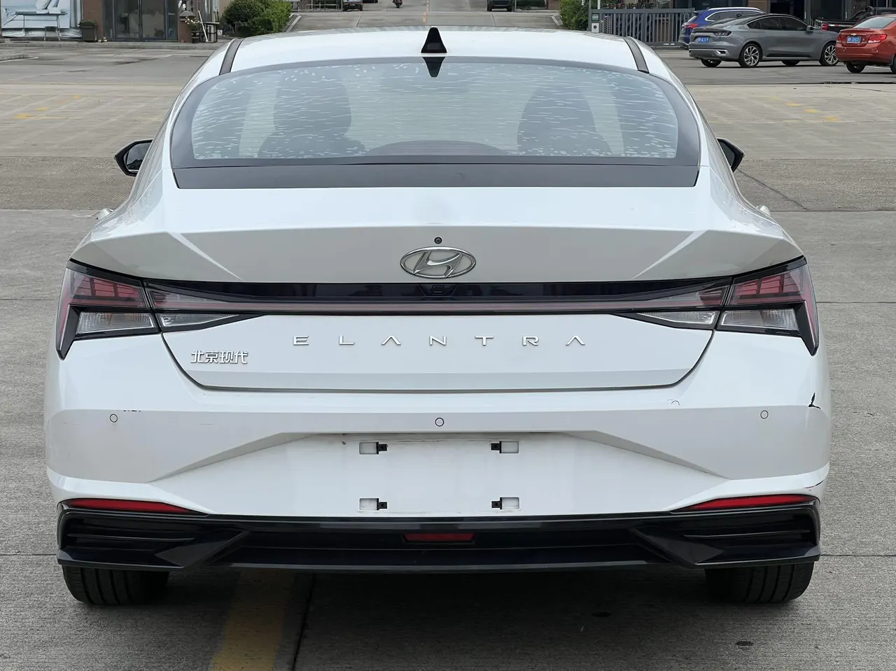 Hyundai 2022 Elantra -3-compartment 1.5 stepless LUX premium automatic gear 4