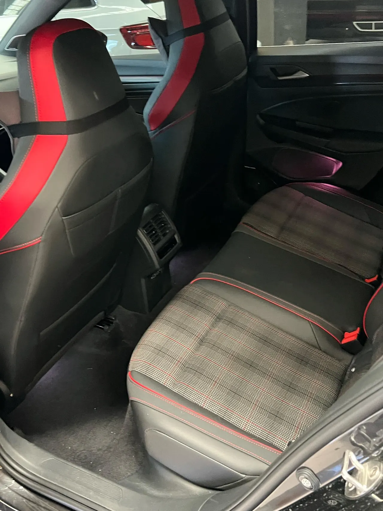 Volkswagen 2021 Golf GTI 2.0TSI 380TSI (Modified) Automatic Gear 4