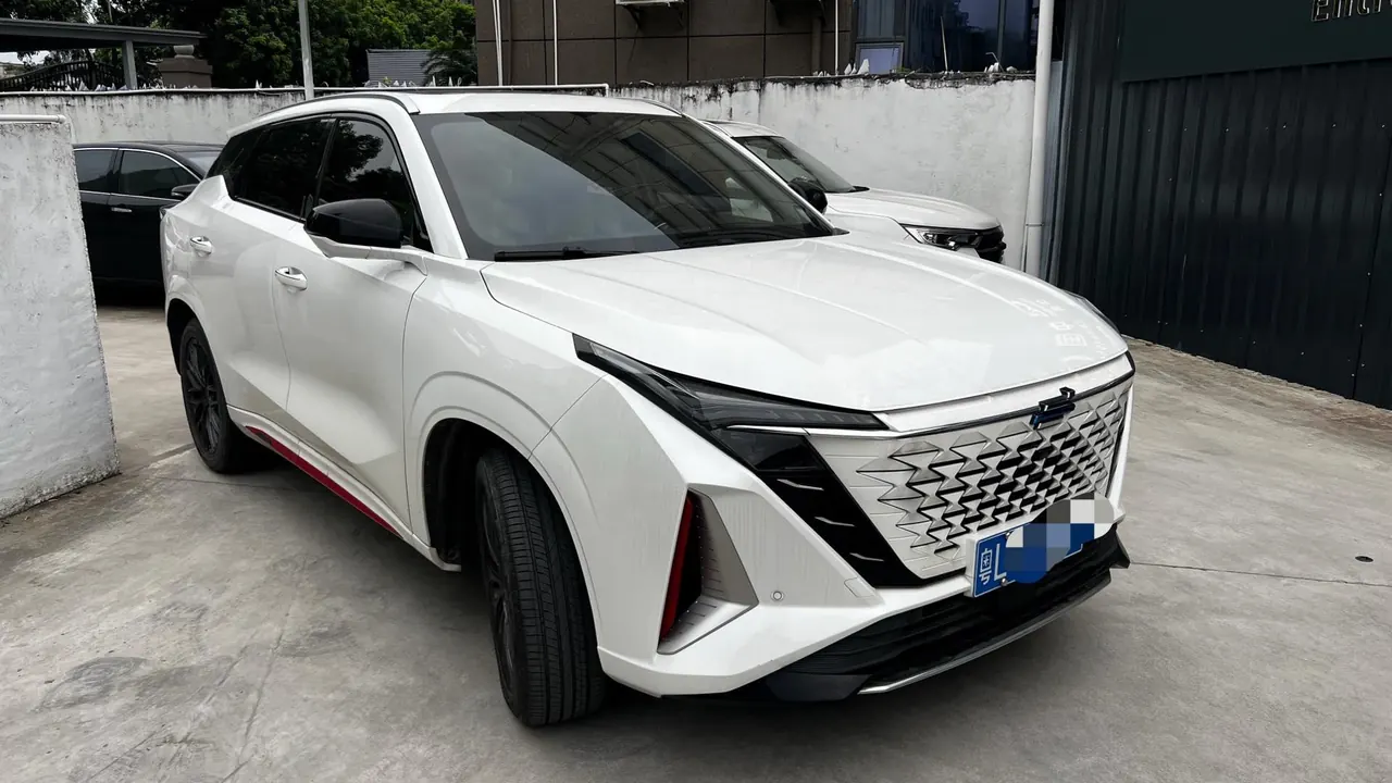 Oshan 2022 Z6 1.5T Blue Whale Smart Automatic Gear 2