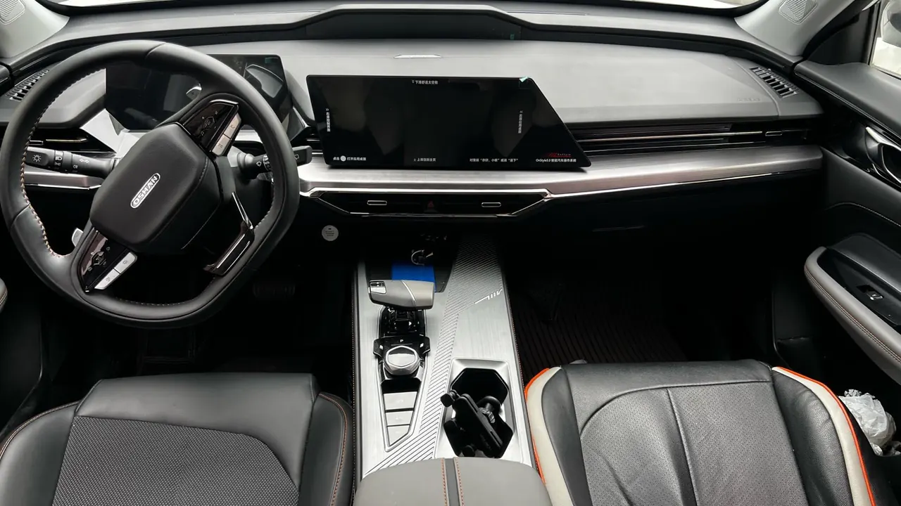 Oshan 2022 Z6 1.5T Blue Whale Smart Automatic Gear 5
