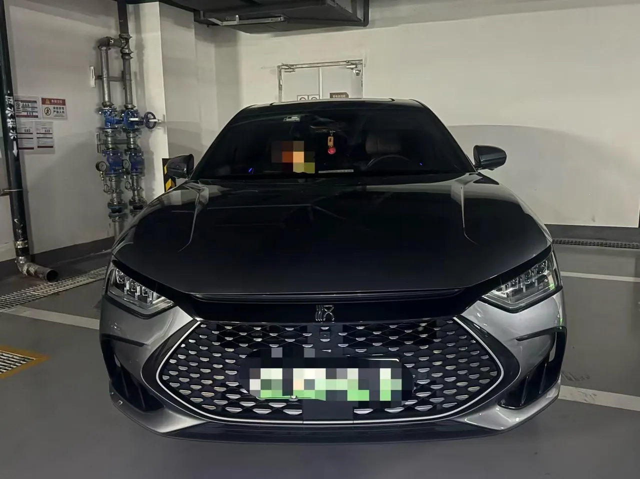 BYD 2022 Han DM-i 1.5T stepless 121KM exclusive automatic gear 2