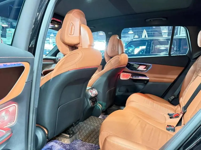 Mercedes Benz 2025 GLC 260 L 4MATIC 48V 2.0T Dynamic (Modified) Automatic Gear 8