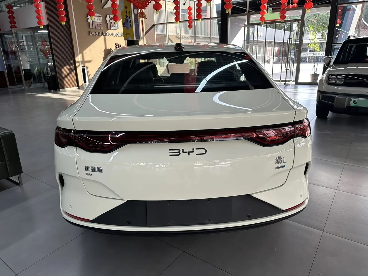 BYD 2025 Qin L EV 545KM Exceed automatic gear 5