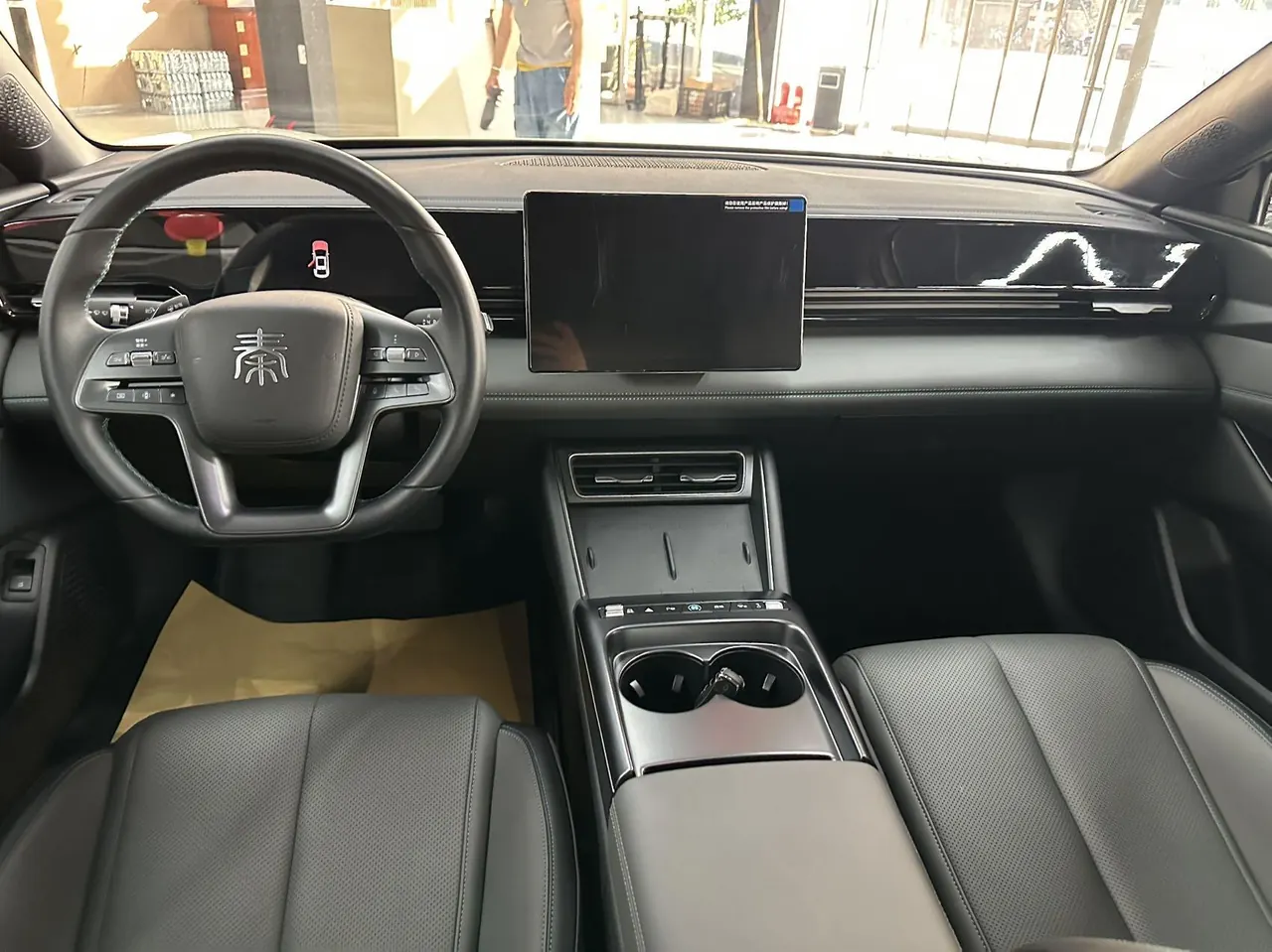 BYD 2025 Qin L EV 545KM Exceed automatic gear 8