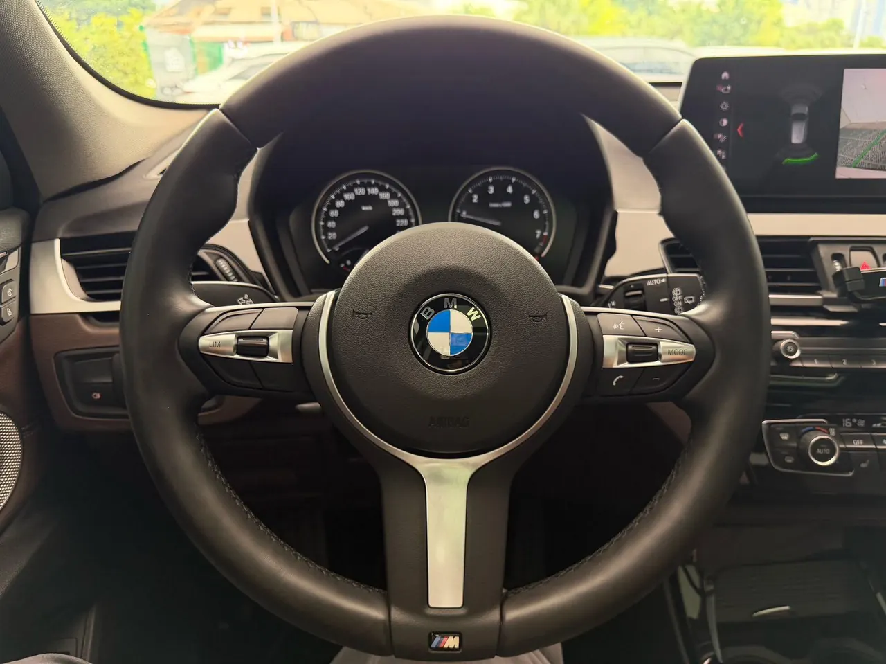 BMW 2021 X1 sDrive20Li 1.5T exclusive automatic gear 10