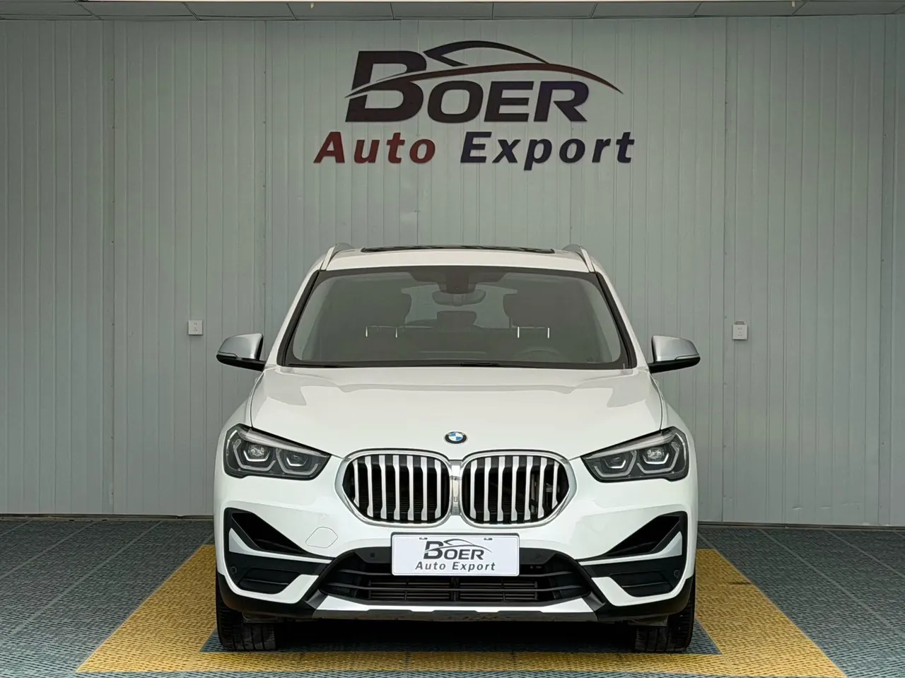 BMW 2021 X1 sDrive20Li 1.5T exclusive automatic gear 2