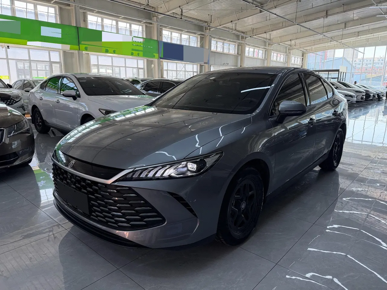 BYD 2025 Qin PLUS DM-i 1.5 stepless intelligent driving version 55KM leading automatic gear - View 1