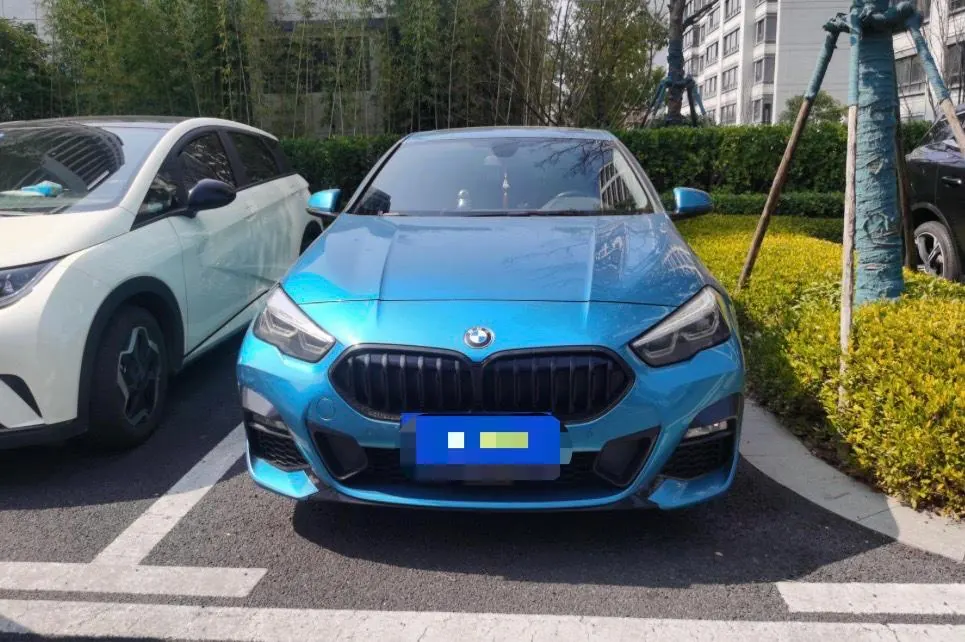 BMW 2 Series (Imported) 2021 225i Four-Door Coupe 2.0T M Sports Obsidian Night Suit Automatic Gear 2