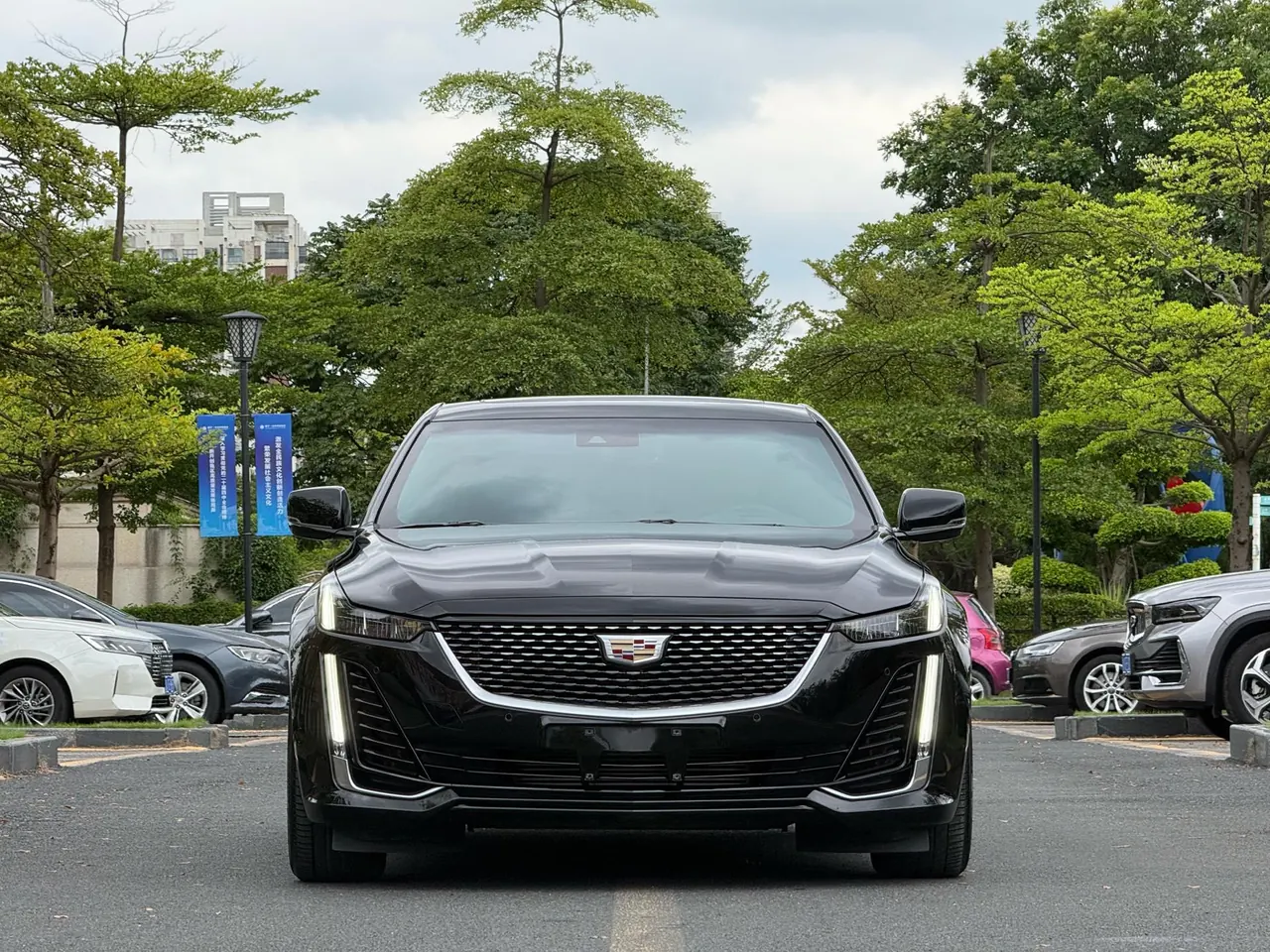 Cadillac 2023 CT5 2.0T 28T Luxury (Standard Edition) Automatic Gear 2