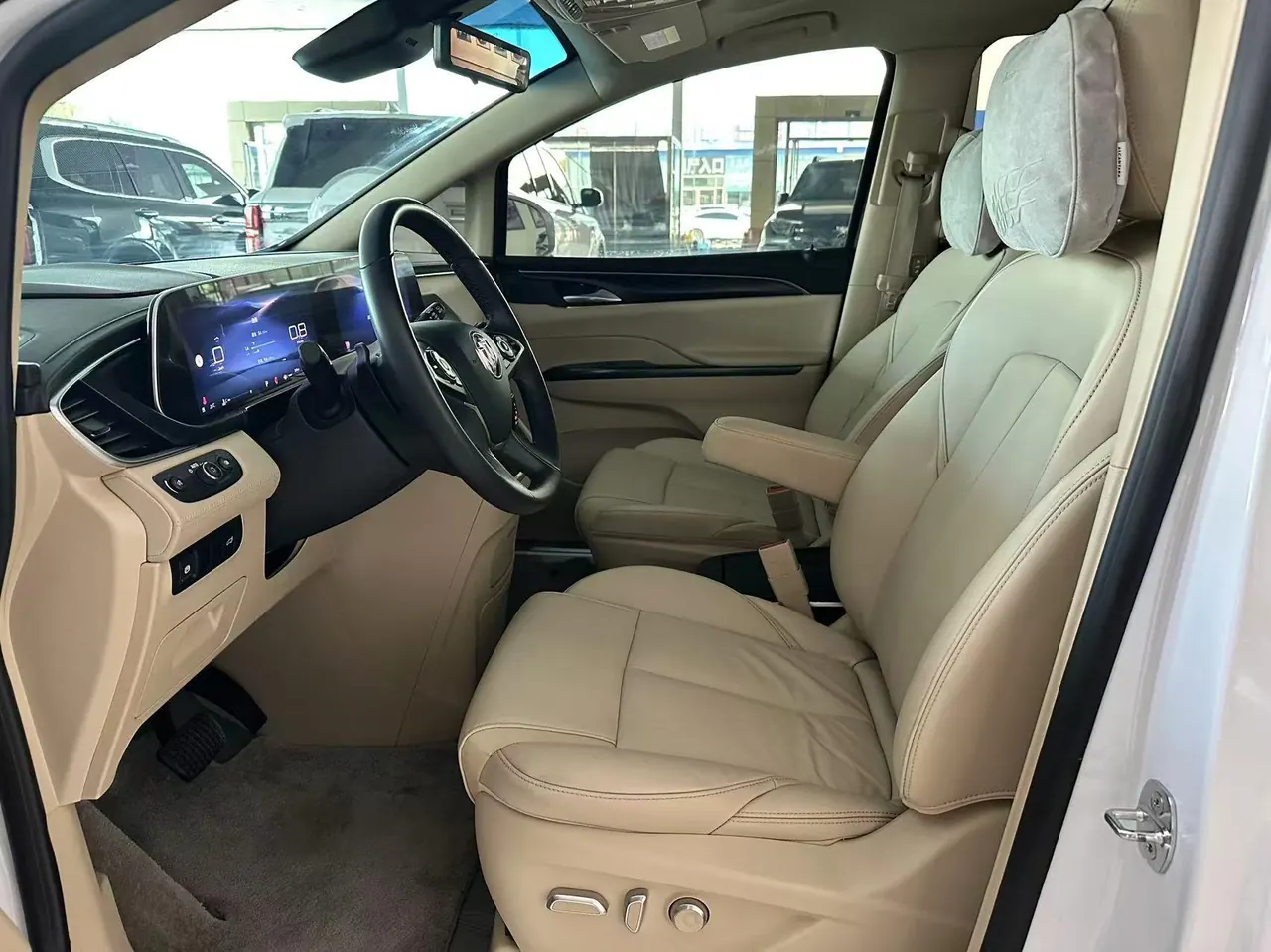 Buick 2023 GL8 ES Lu Zun 48V 2.0T 653T Exclusive Automatic Gear 4