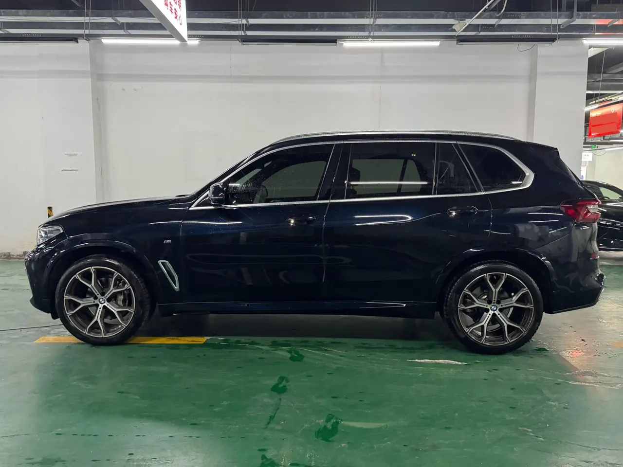 BMW 2022 X5 xDrive40Li 48V 3.0T M sports suit (modified) automatic gear 2
