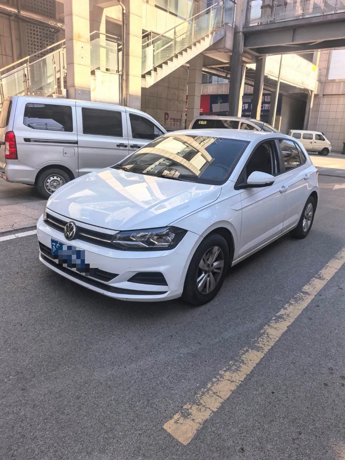 Volkswagen 2023 POLO Plus 1.5 Indulge Le Huo Edition (Modified) Automatic Gear - View 1