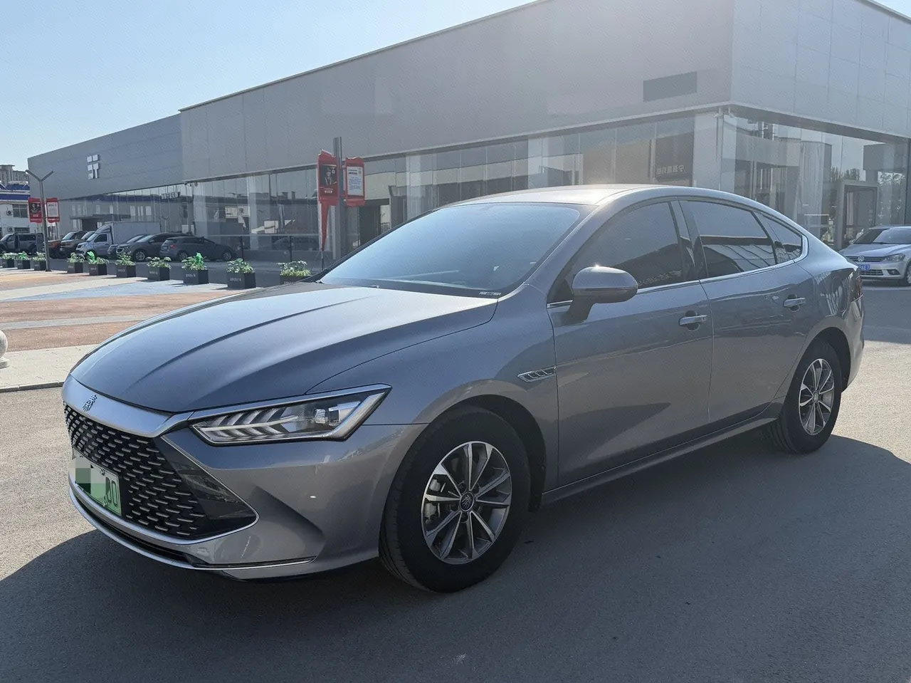BYD 2024 Qin PLUS DM-i 1.5 stepless glory version 55KM leading automatic gear - View 1