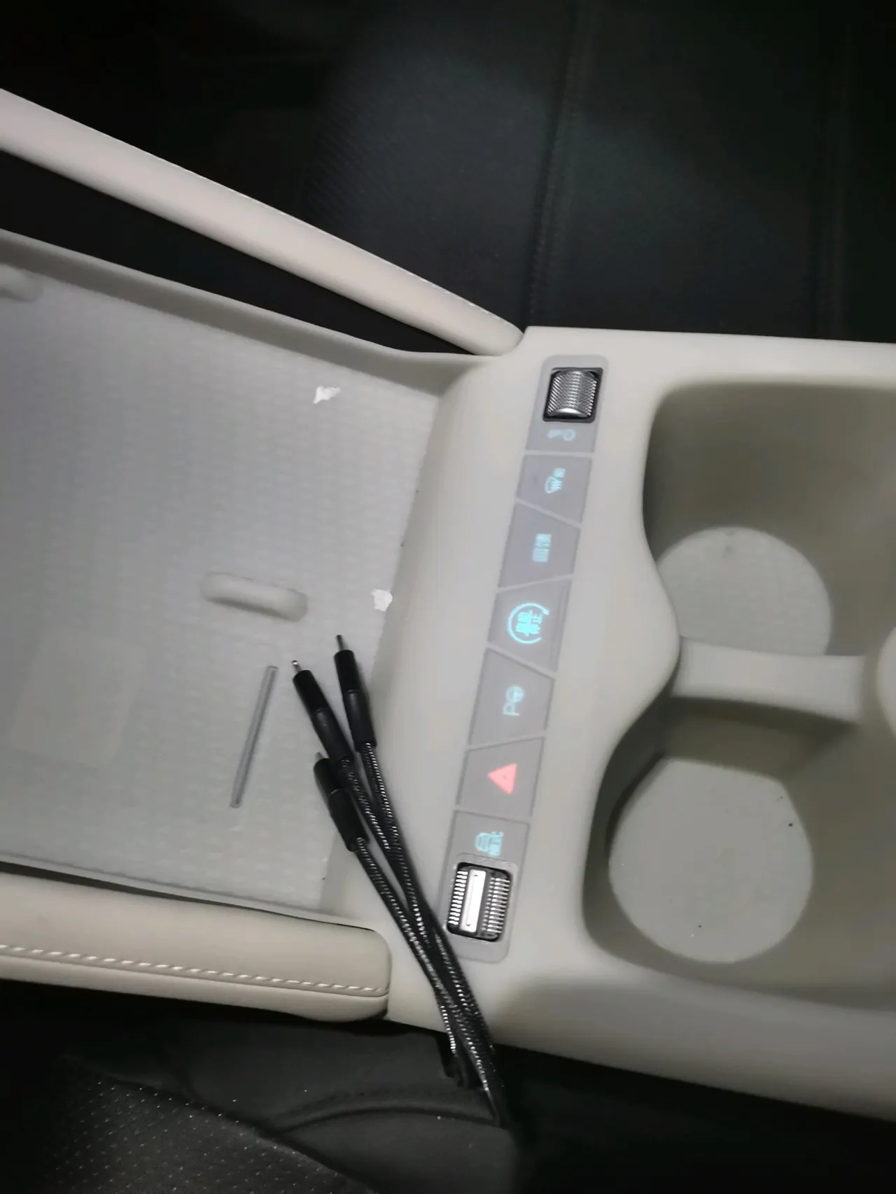 BYD 2025 Yuan UP Smart Driving 401KM Vital Automatic Gear 12