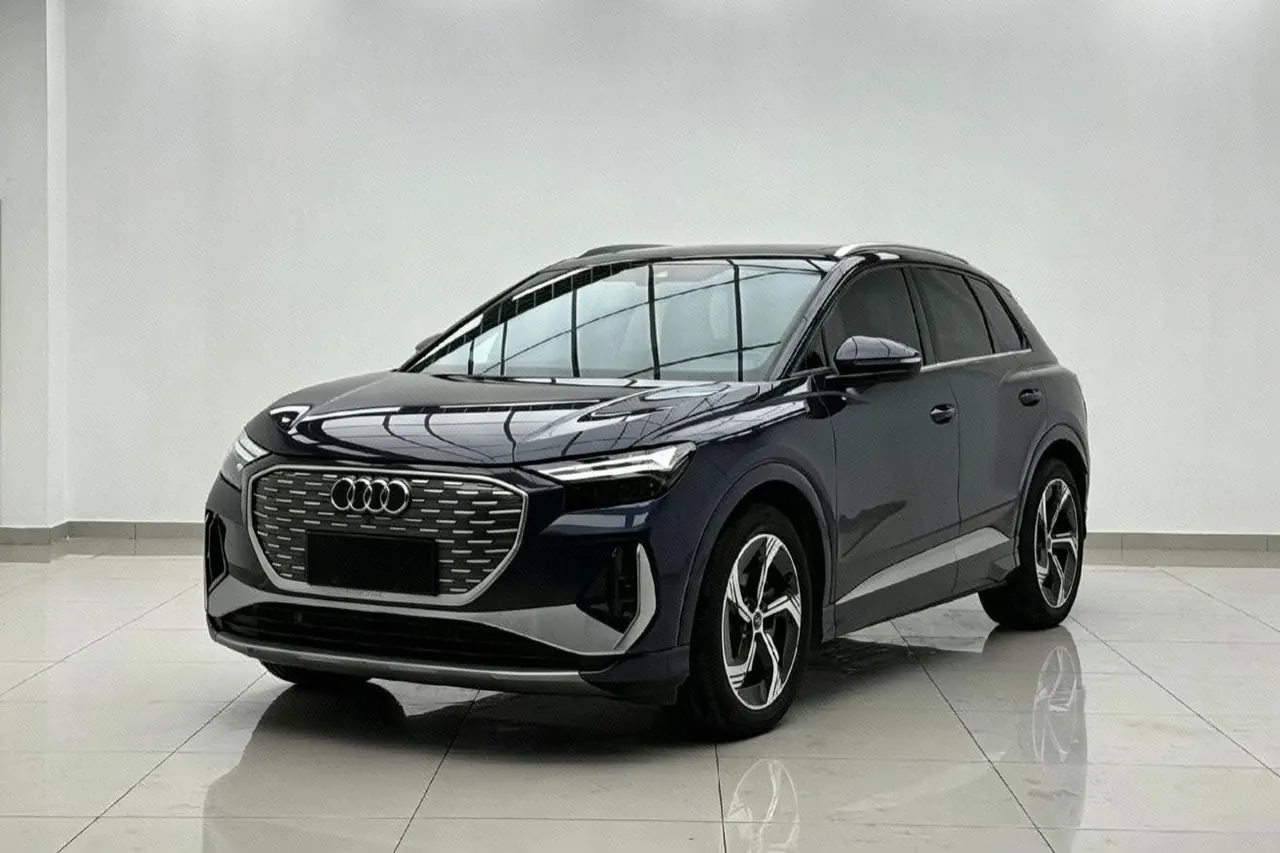 Audi 2024 Q4 e-tron 40 Creation Edition Automatic Gear - View 1