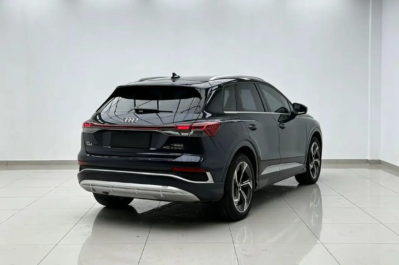 Audi 2024 Q4 e-tron 40 Creation Edition Automatic Gear 7