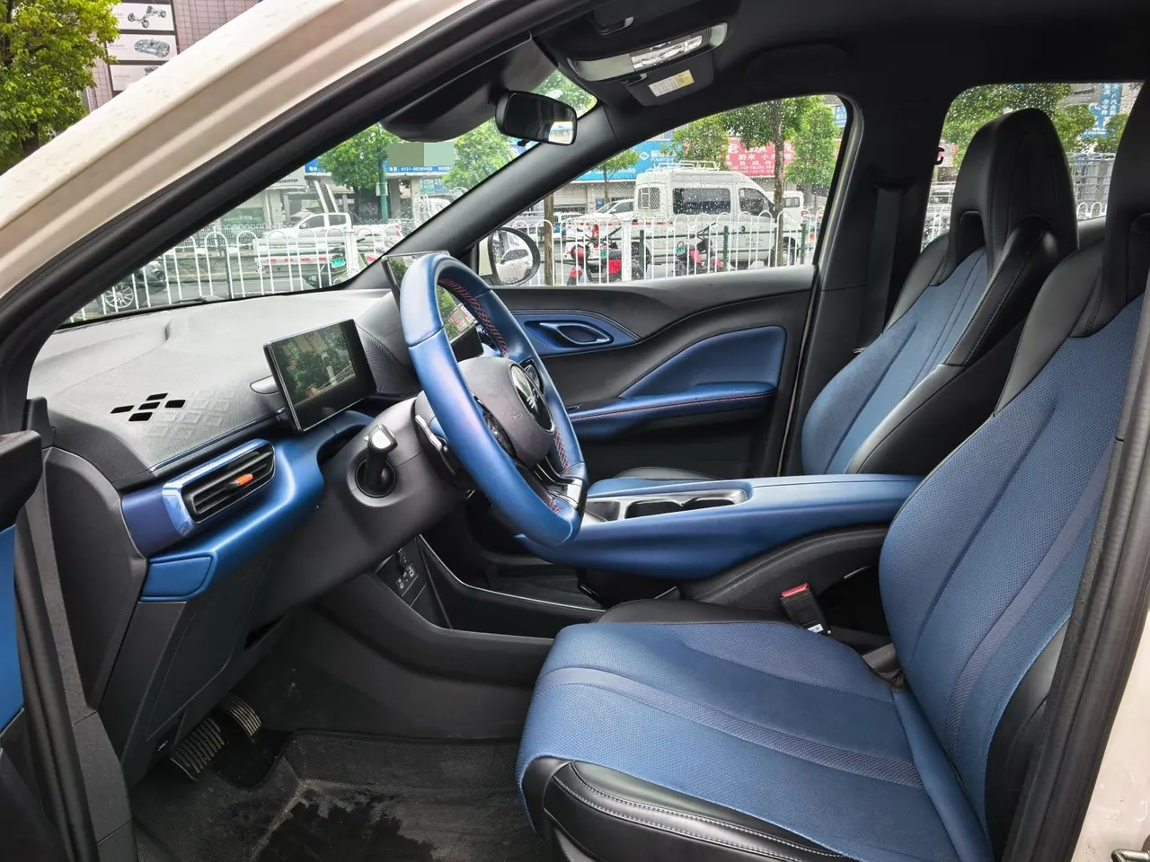BYD 2025 seagulls 305km free version automatic gear 3