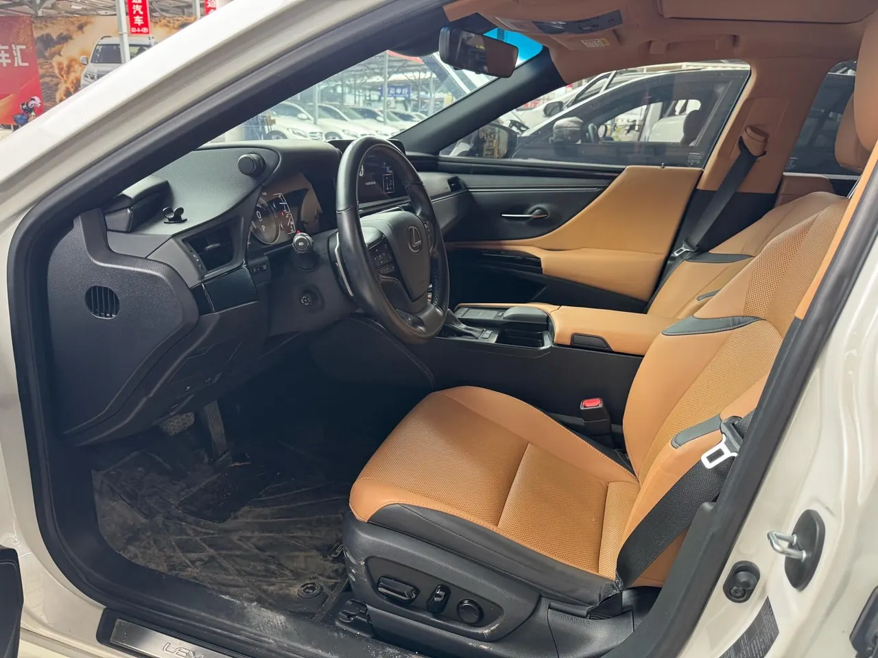 Lexus ES (Imported) 2021 ES300h 2.5 Stepless Premium Edition Automatic Gear 3