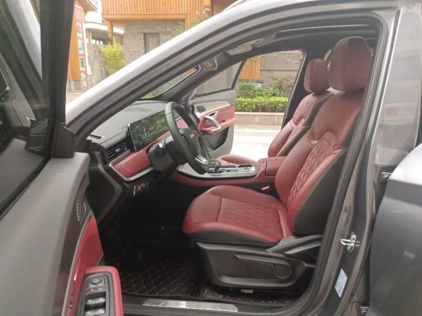 Jetour 2025 X70 PLUS 1.5T Champion Edition PRO7 Automatic Gear 11