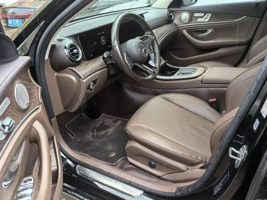 Mercedes Benz E Class 2023 E 300 L 2.0T Luxury Automatic Gear 3