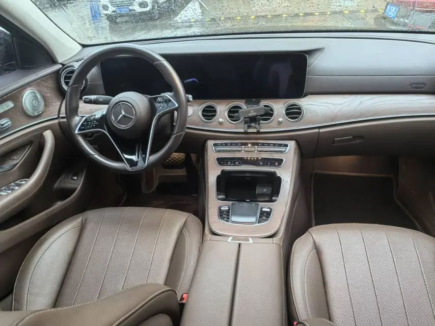 Mercedes Benz E Class 2023 E 300 L 2.0T Luxury Automatic Gear 4