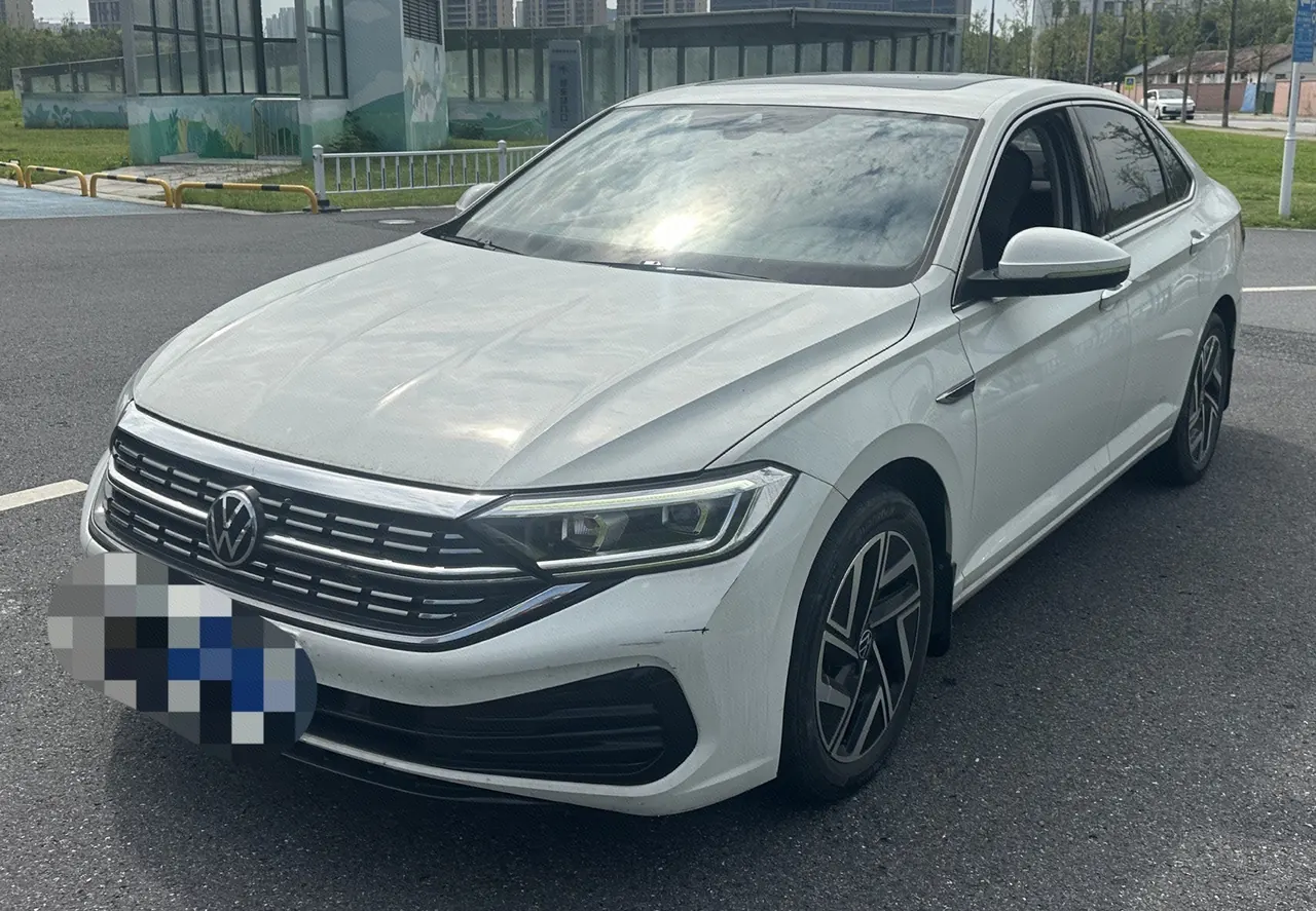 Open image lightbox: Volkswagen 2023 Sagitar 1.5TSI 300TSI Exceed Edition Automatic