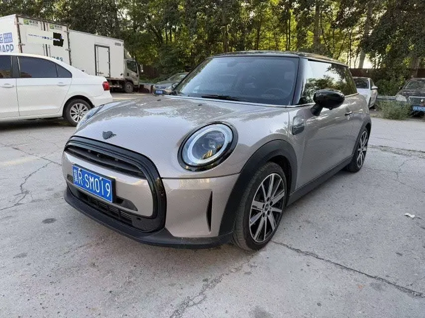MINI Mini (Imported) 2022 Mini Cooper 1.5T Artist (Modified) Automatic Gear - View 1