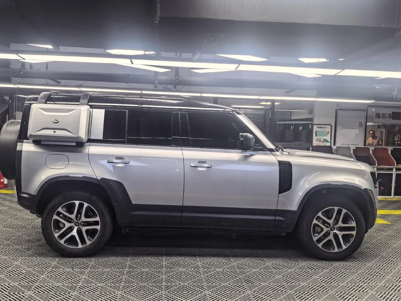 Land Rover Guard (Imported) 2022 Guard 110 48V 3.0T P400 Diablo Special Edition Automatic Gear 3